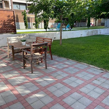 Pool Guesthouse Corinto Exterior foto