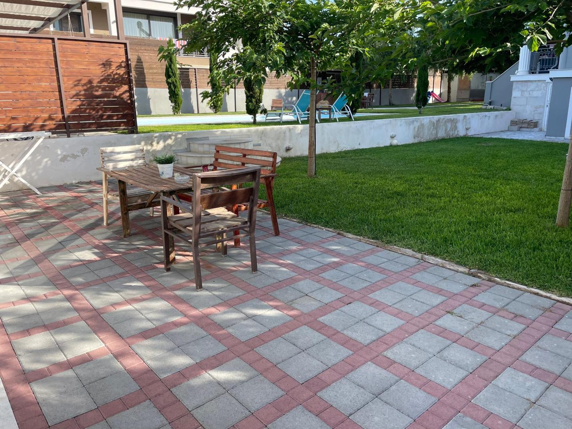 Pool Guesthouse Corinto Exterior foto